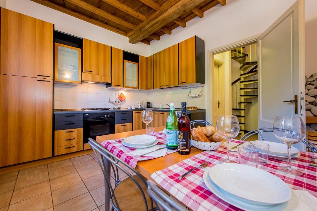 דירות מלגראטה Le Residenze Del Conte Agudio חדר תמונה
